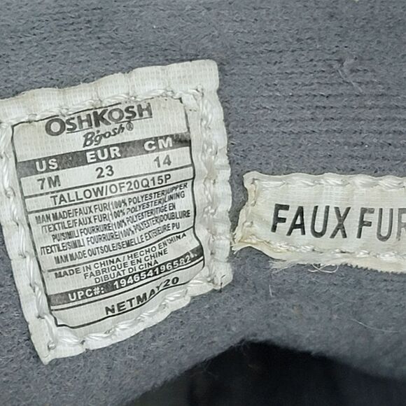 OshKosh Black Tallow Boots Boys Sz 7 Gray Faux Leather Fur Lined Lug Sole Shoes - Picture 7 of 7